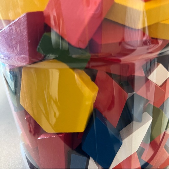 New Lakeshore educational woooden pattern, six colors and shapes 250 blocks - Picture 4 of 7